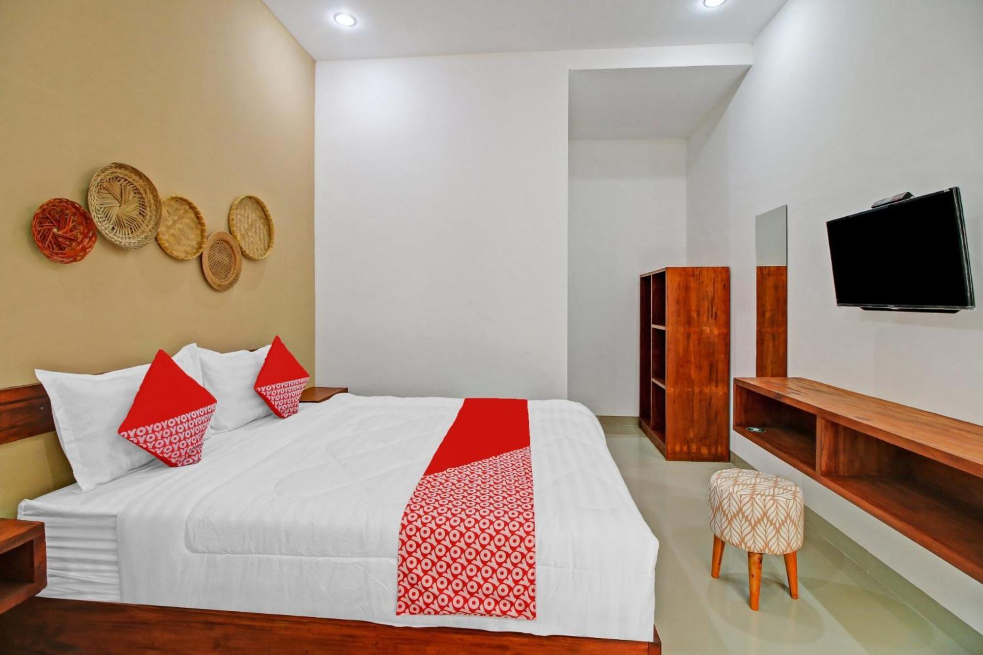 Oyo 90820 Madania Guesthouse Syariah Mataram Ngoại thất bức ảnh